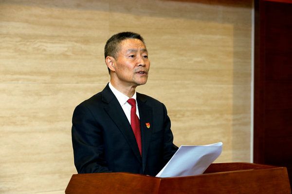 腾博会官网集团一届一次全委会选举出新一届辅导集体 斯泽夫当选腾博会官网党委书记